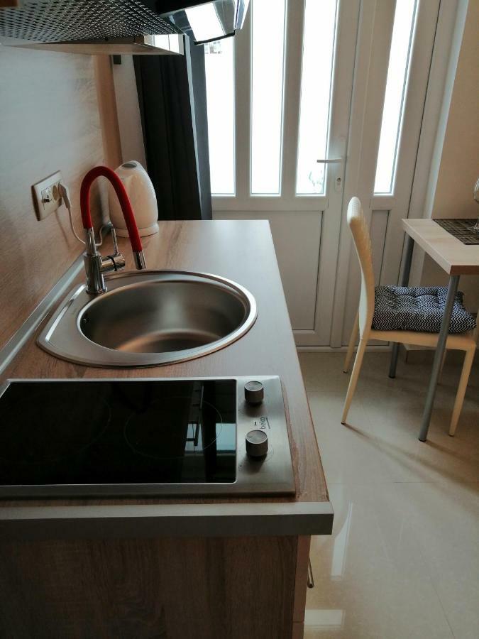 Studio Apartman Irena 2 Bijela Eksteriør bilde